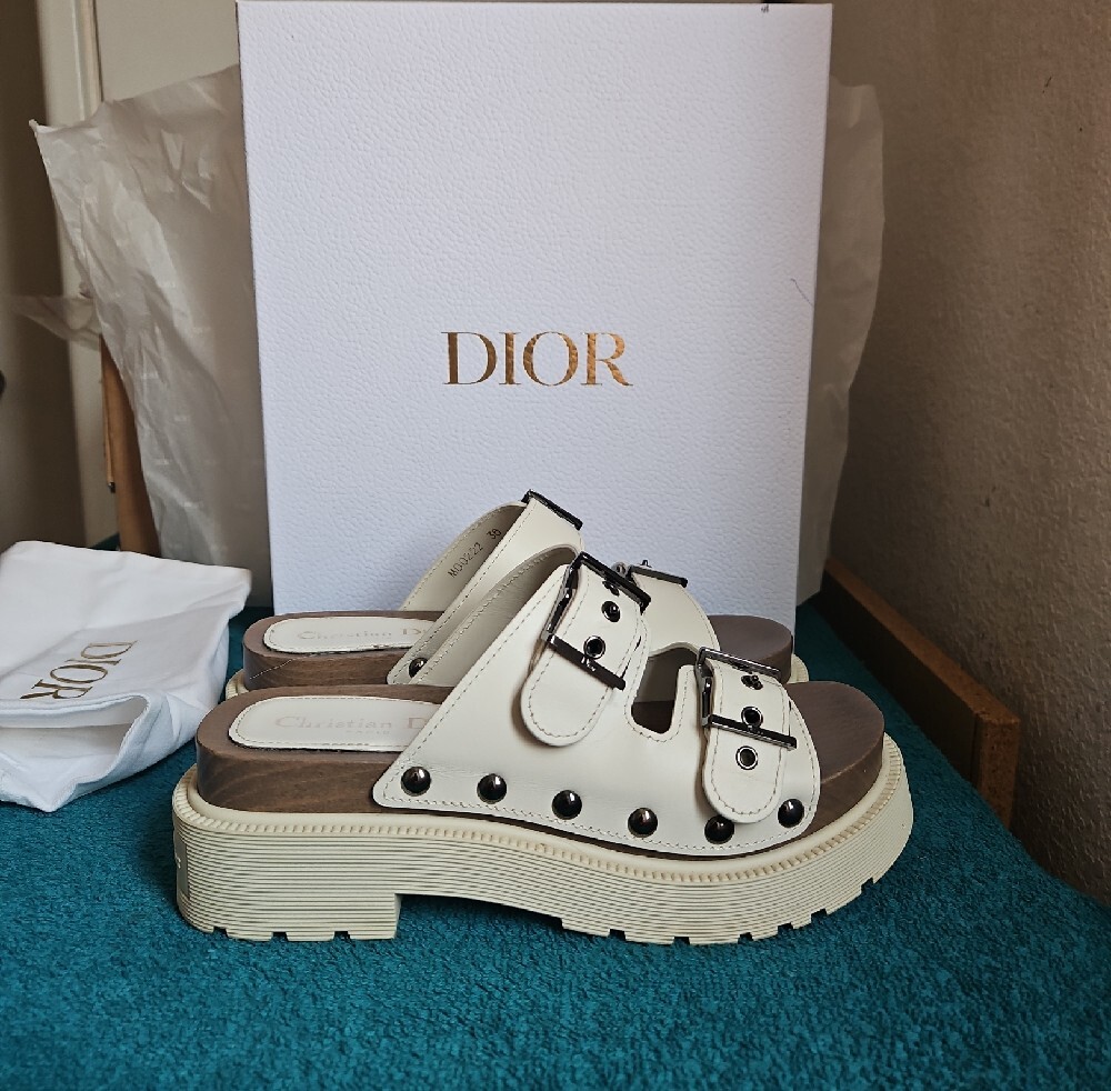 Christian Dior Diorquake White Calfskin Leather Clog Sandals - Full Set Size 36